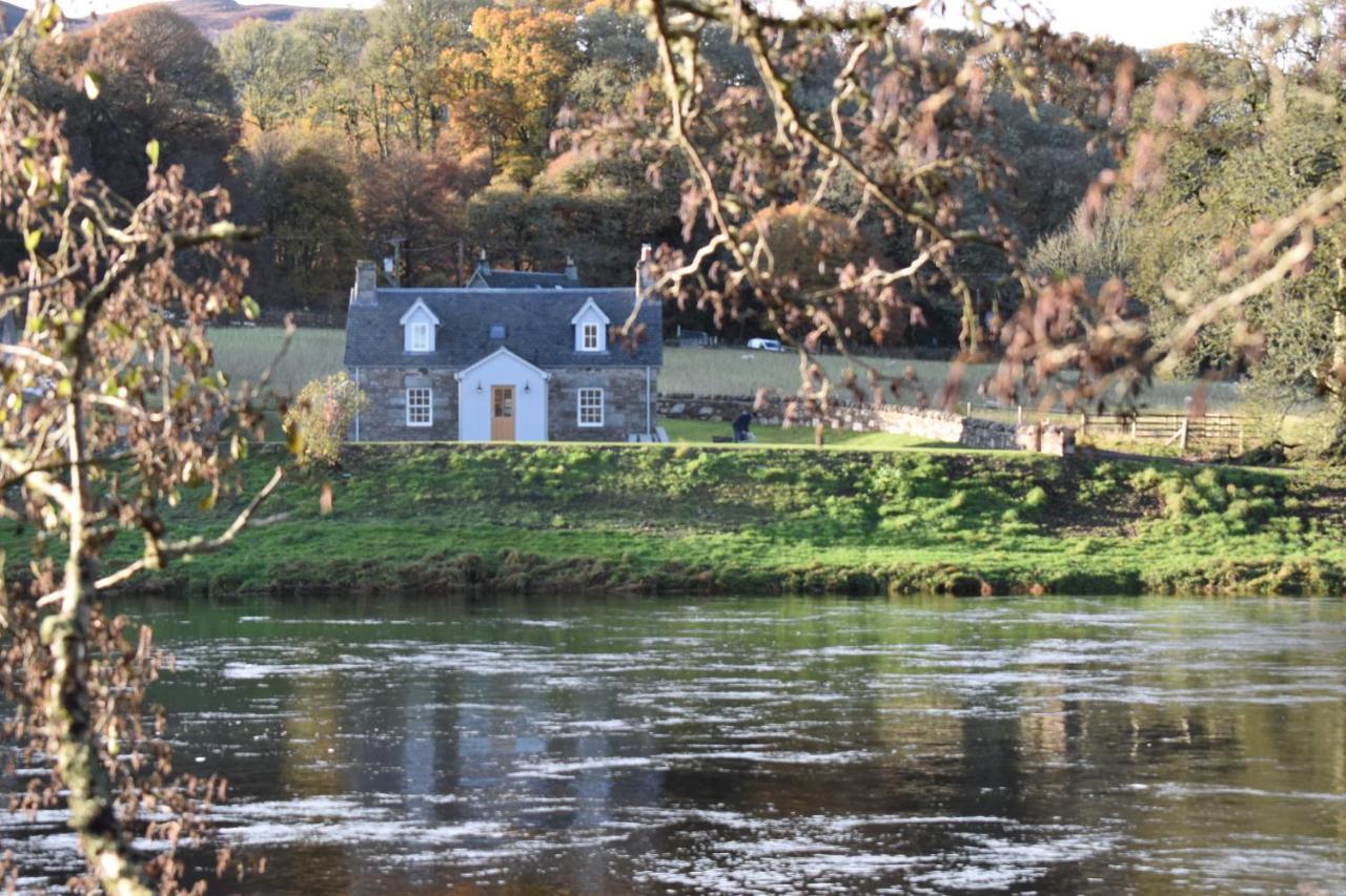 Heron Cottage, Port O Tay พิทลอครี ภายนอก รูปภาพ